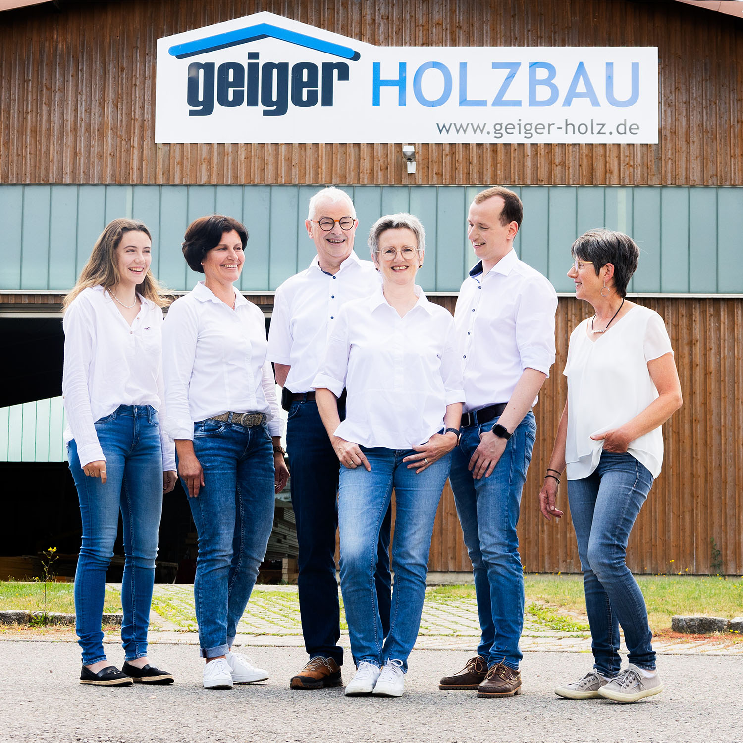 Kontakt aufnehmen für Planung Baueingabe und Statik bei Geiger Holzbau